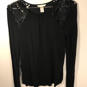 Black lace tee
